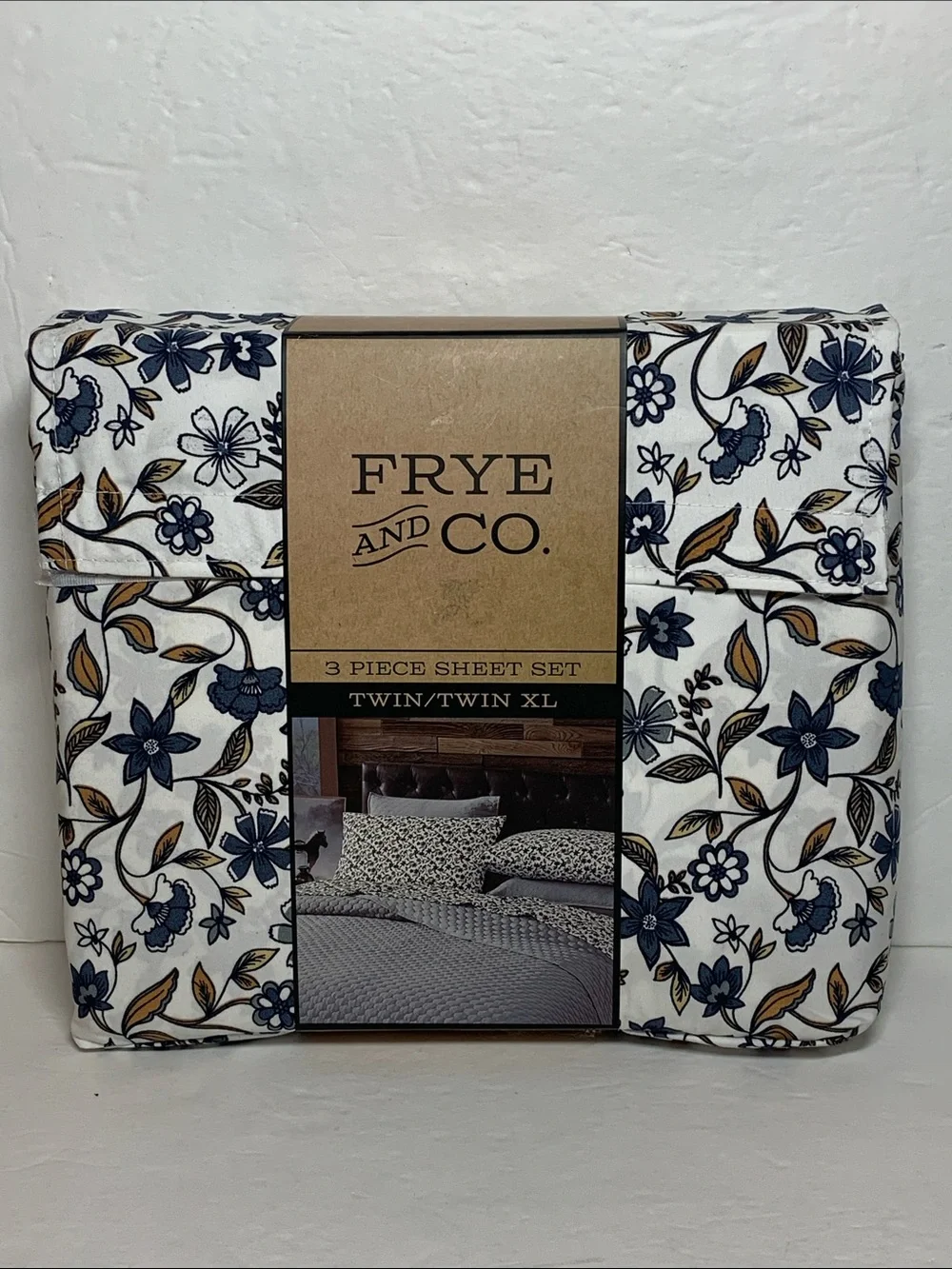 FRYE and CO Bedding TWIN/TWIN XL 3-Piece Set College Dorm NWT